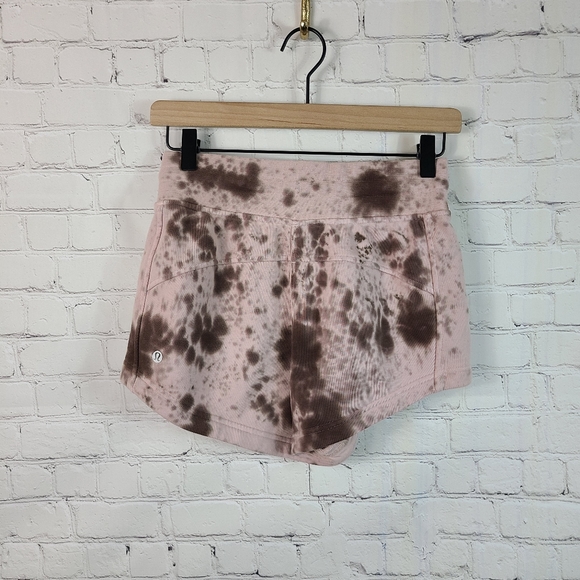 Lululemon Inner Glow Short 3" *Earth Dye size 2 - Picture 7 of 9